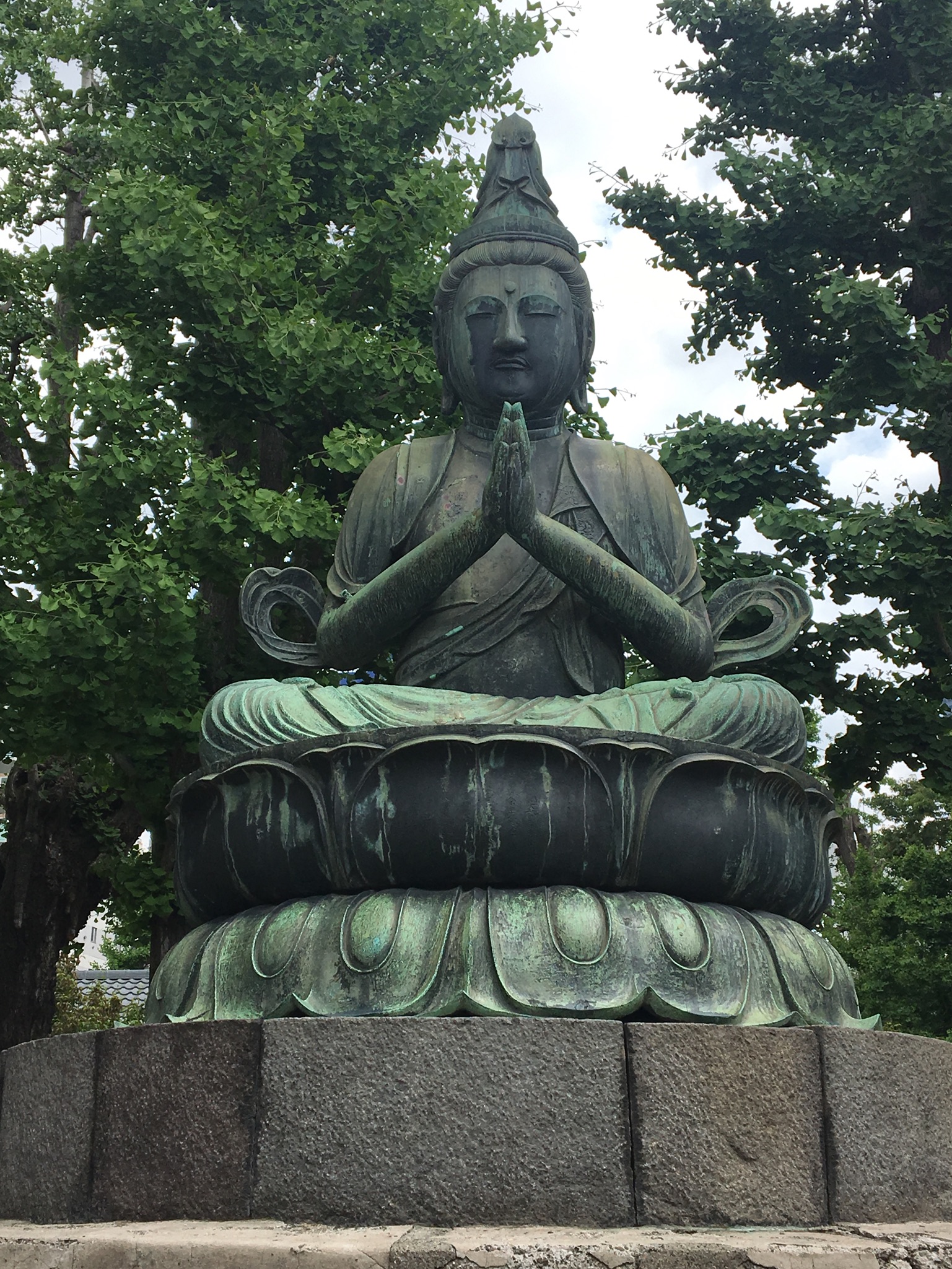 Statue in honour of Kannon Bosatsu in Asakusa